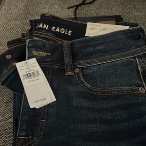 New with Tags American Eagle Kick Boot Jeans Size 8 Long.